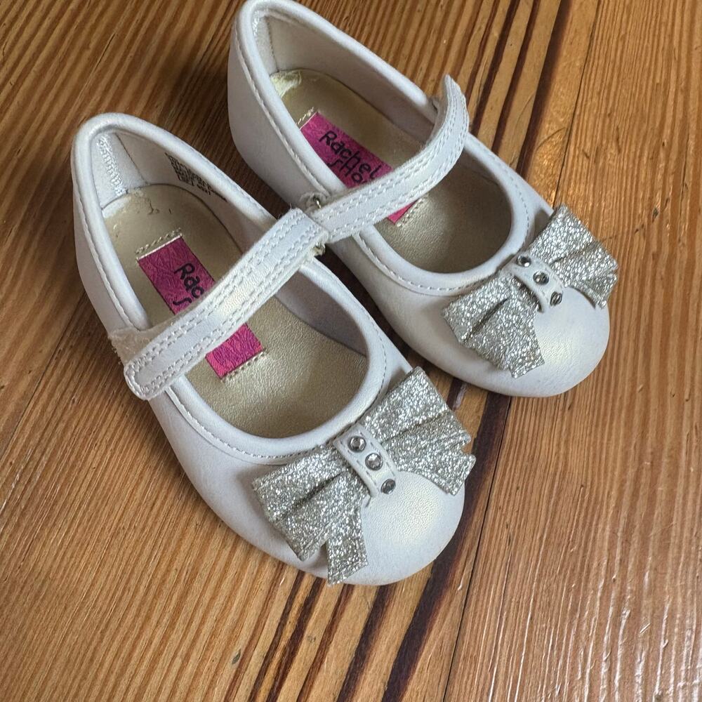 Rachel Shoes cream glitter‎ bow slip on heeled dress baby shoes SIZE 5M